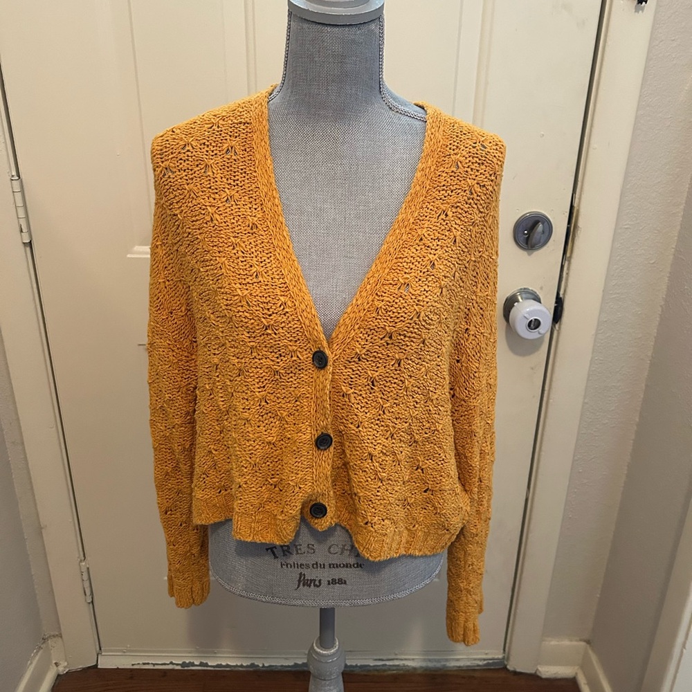 American Eagle Outfitters Mustard Orange Knit Cardigan Large